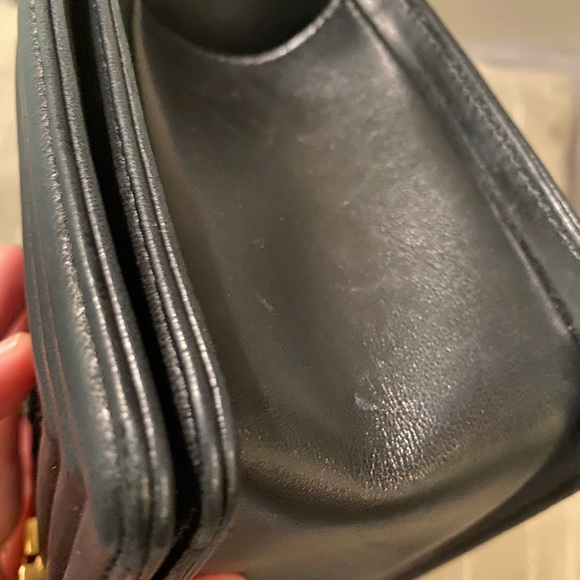 RARE CHANEL BOY (medium) -Python - Picture 5 of 14